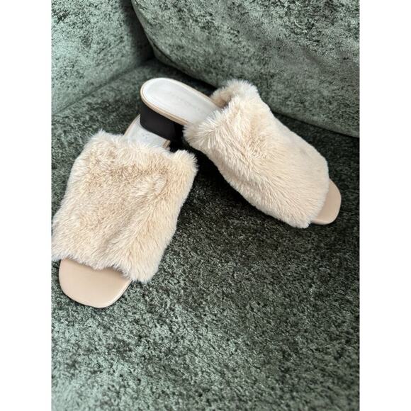 3 for $9 Sancturary Furry Leather Slip On Mules 7 EUC Rascal - Picture 3 of 9